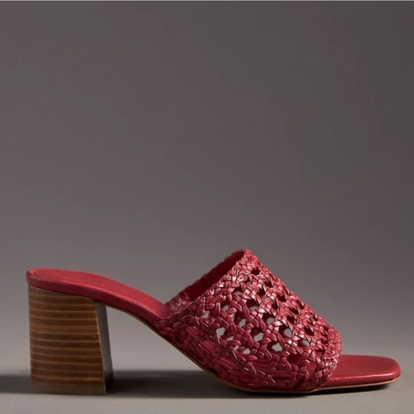 NIB: Athropologie Woven Mule - Picture 2 of 11